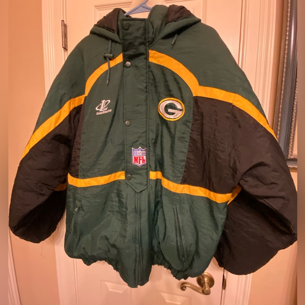NFL Pro Line Green Bay Packers puffer stadium jacket